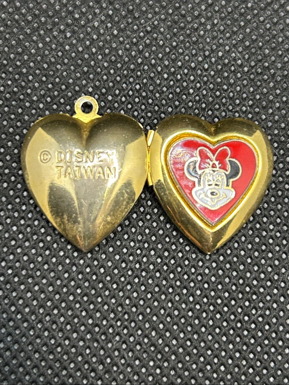 Vintage 1980’s to 90’s Minnie Mouse Locket.